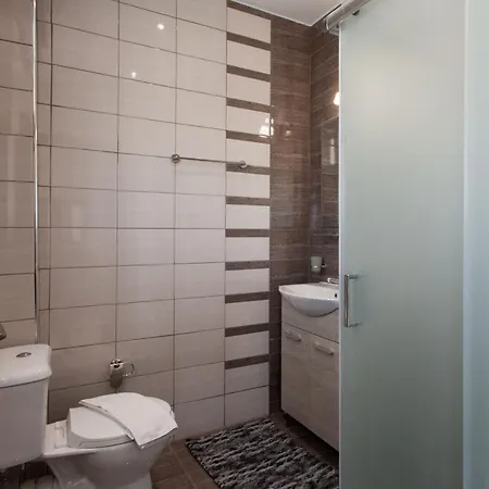 Modern Apt In Glyfada A Breath Away From The Sea - The View Athens Exterior photo
