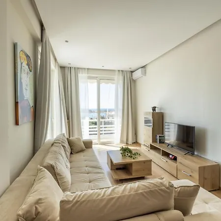 Modern Apt In Glyfada A Breath Away From The Sea - The View Athens Exterior photo