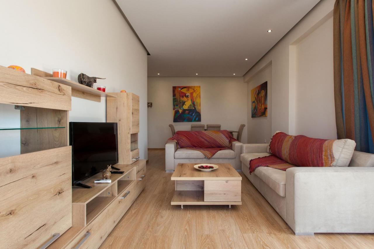 Modern In Glyfada A Breath Away From The Sea - The View Appartement Athènes